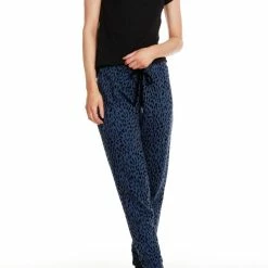 Bobi women Jogger Pant in Blue/Leopard