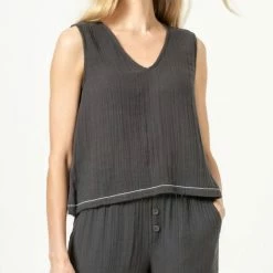 Lilla P women Sleeveless Top In Dolphin