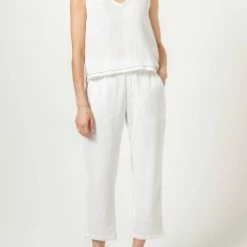 Lilla P women Button Front Pant in White