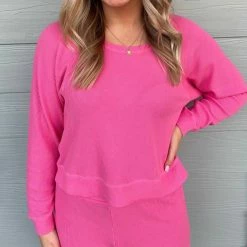 Bobi women Slouchy Raglan Long Sleeve Tee in Gumball