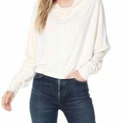 Bobi women Button Back Top in Cream
