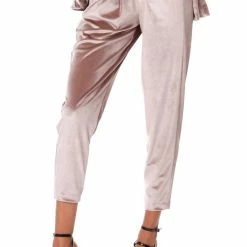 Bobi women Tapered Pocket Pant in Taupe